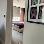 Apartment Staycation At 62a Cocoa York