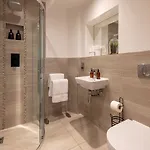 Apartment Staycation At 62a Cocoa York