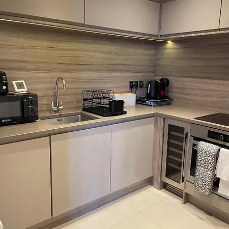 Apartment Staycation At 62a Cocoa