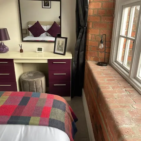 Staycation At 62a Cocoa York