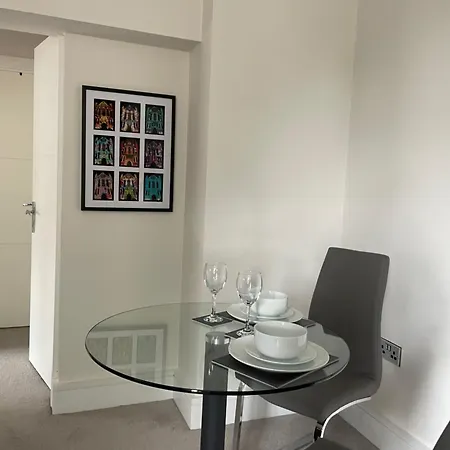 Staycation At 62a Cocoa