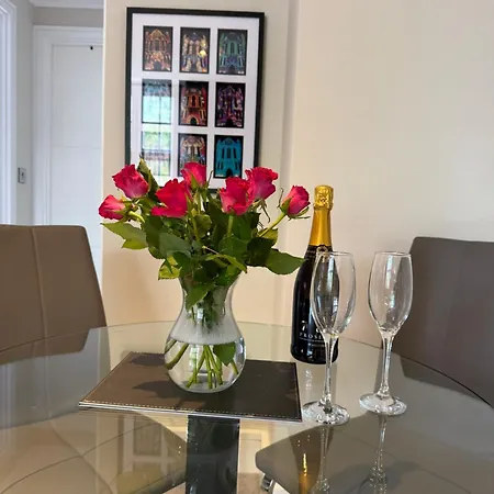 Staycation At 62a Cocoa York