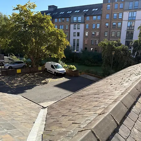 Staycation At 62a Cocoa *