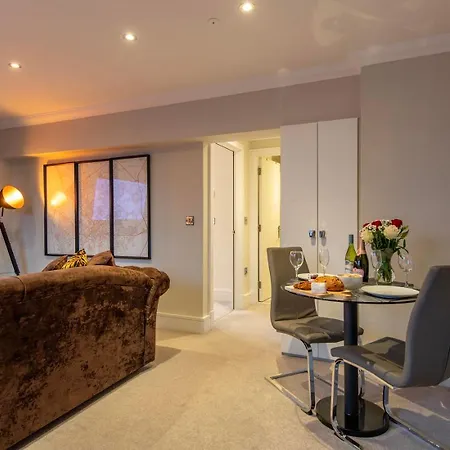 Staycation At 62a Cocoa * York