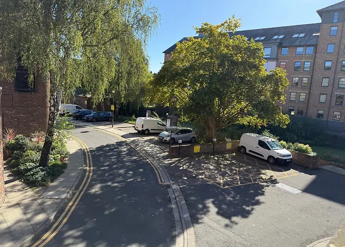 Staycation At 62a Cocoa