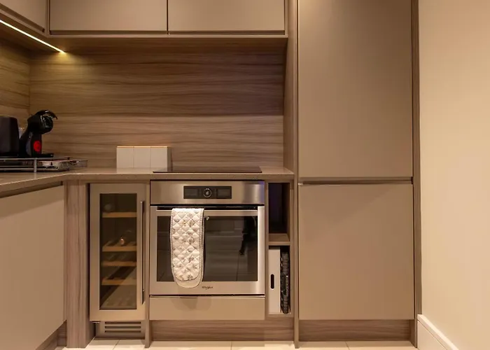 Staycation At 62a Cocoa Apartament York