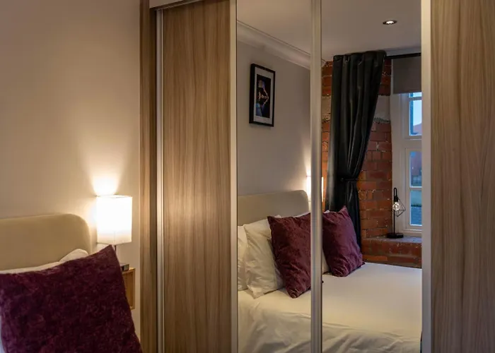 Staycation At 62a Cocoa * York