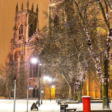 Staycation At 62a Cocoa Γιορκ